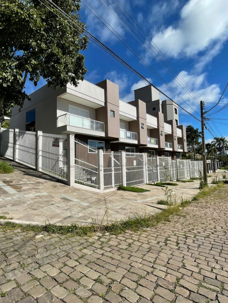 Sobrado - Venda - Santa Catarina - Caxias do Sul - RS