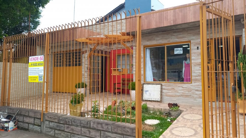 Casa - Venda - Santa Lúcia - Caxias do Sul - RS